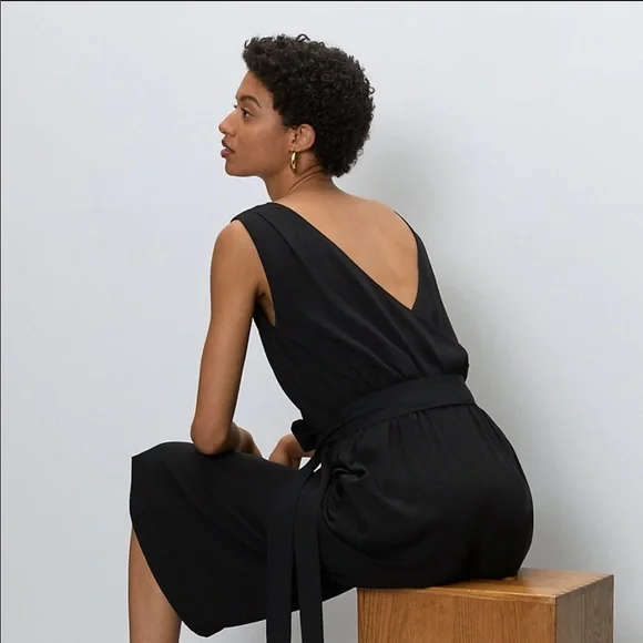 NWT Aritzia Babaton Maximillian Jumpsuit